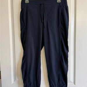 Athleta Women’s Black Jogger ankle Pants